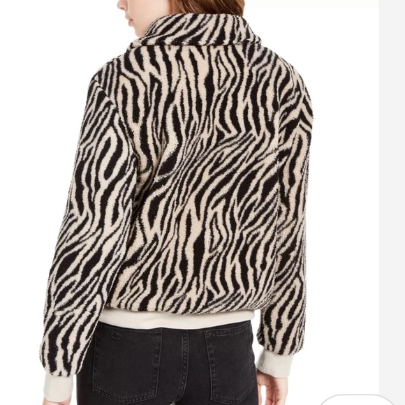 *BLACK* NWT, HIPPIE ROSE, JUNIORS, SHERPA JACKET - Picture 2 of 11